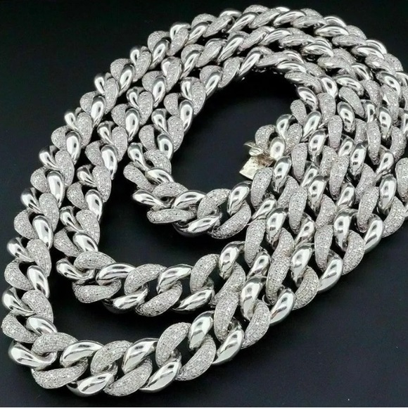 SOLD. 8Ct Diamond Miami Cuban Chain - Picture 1 of 4